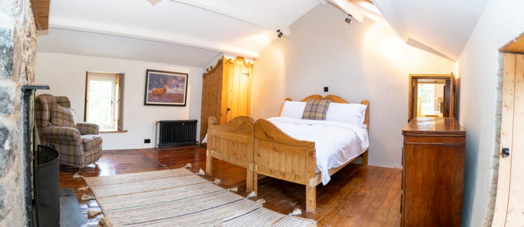 Bedroom in the Limepark Manor House Cottage